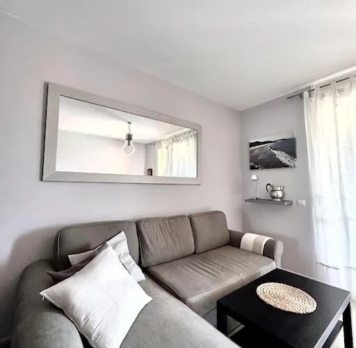 شقة En أذيخي